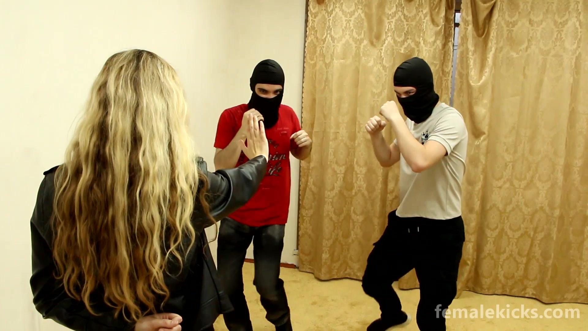 Felicia s Dreams (Female Kicks) 