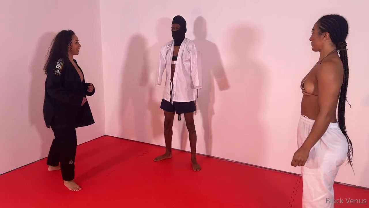 Black Venus - Teaching karate kicks & ballbusting OnlyFans 